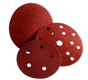 Dysk ścierny 3M CUBITRON II Hookit 950U rzep 15 otworów 150mm nasyp P80 kol. czerwony LD861A